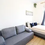 Hotel Downtown - Im Herzen Von & Komfortable Boxspringbetten *