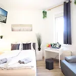 Downtown - Im Herzen Von & Komfortable Boxspringbetten *