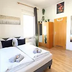 Downtown - Im Herzen Von & Komfortable Boxspringbetten Hotel