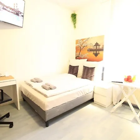 Downtown - Im Herzen Von & Komfortable Boxspringbetten Hotell Ulm