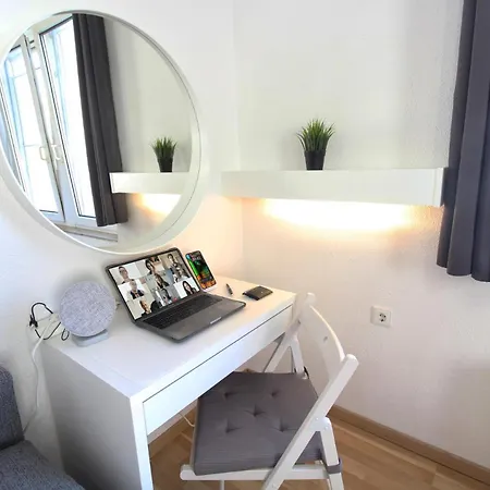 Downtown - Im Herzen Von Ulm&komfortable Boxspringbetten Hotel *