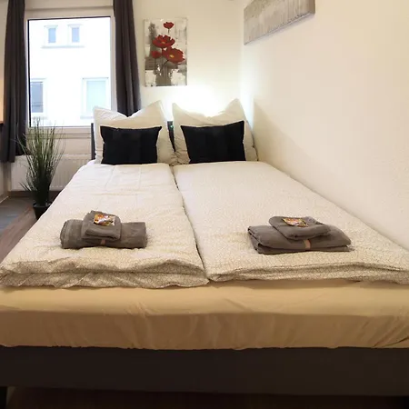 Downtown - Im Herzen Von & Komfortable Boxspringbetten Hotell Ulm