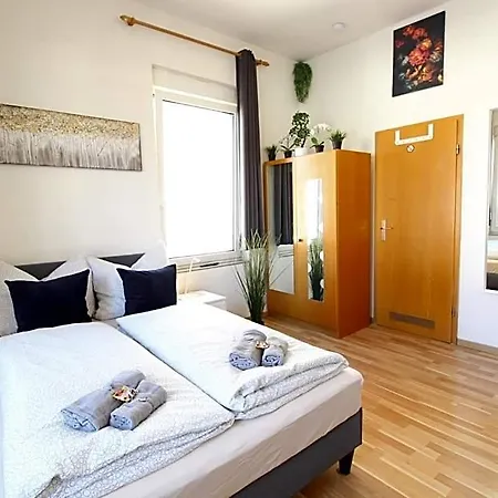 Downtown - Im Herzen Von & Komfortable Boxspringbetten * Ulm