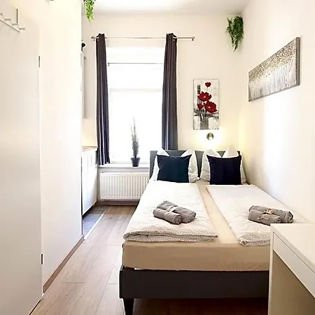 Hotel Downtown - Im Herzen Von & Komfortable Boxspringbetten