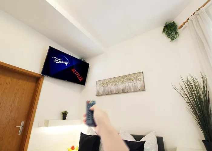 Downtown - Im Herzen Von & Komfortable Boxspringbetten Отель *