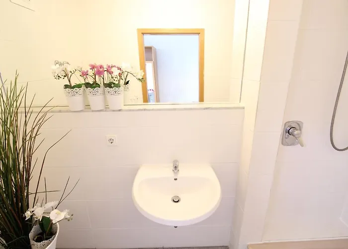 Отель Downtown - Im Herzen Von & Komfortable Boxspringbetten