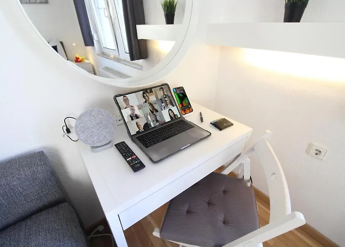 Отель Downtown - Im Herzen Von & Komfortable Boxspringbetten *