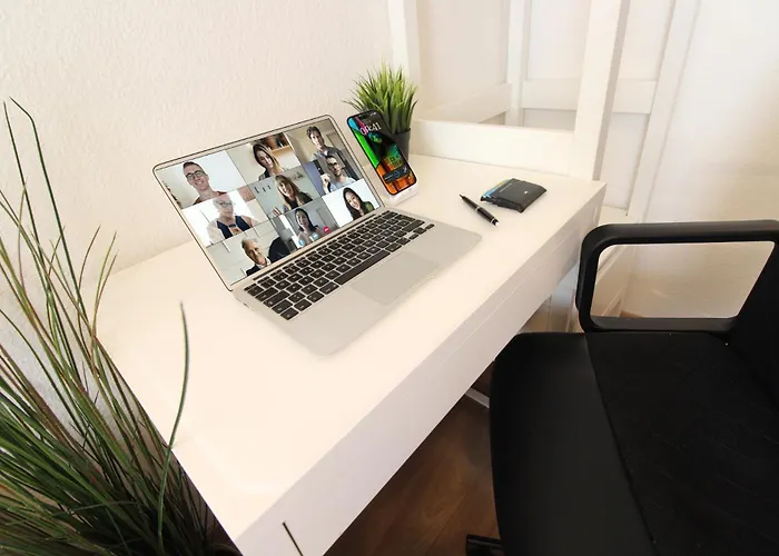 Downtown - Im Herzen Von & Komfortable Boxspringbetten *