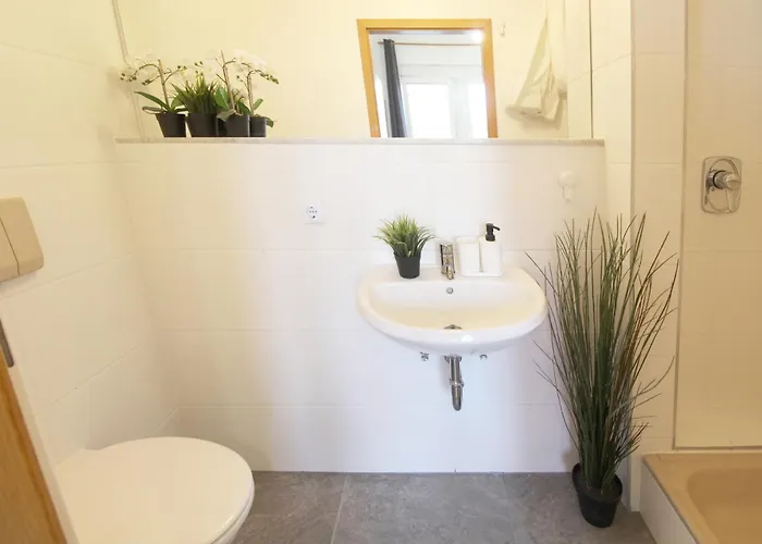 Отель Downtown - Im Herzen Von & Komfortable Boxspringbetten